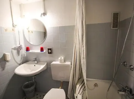 亚特兰大酒店 2*