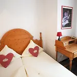 亚特兰大酒店 2*